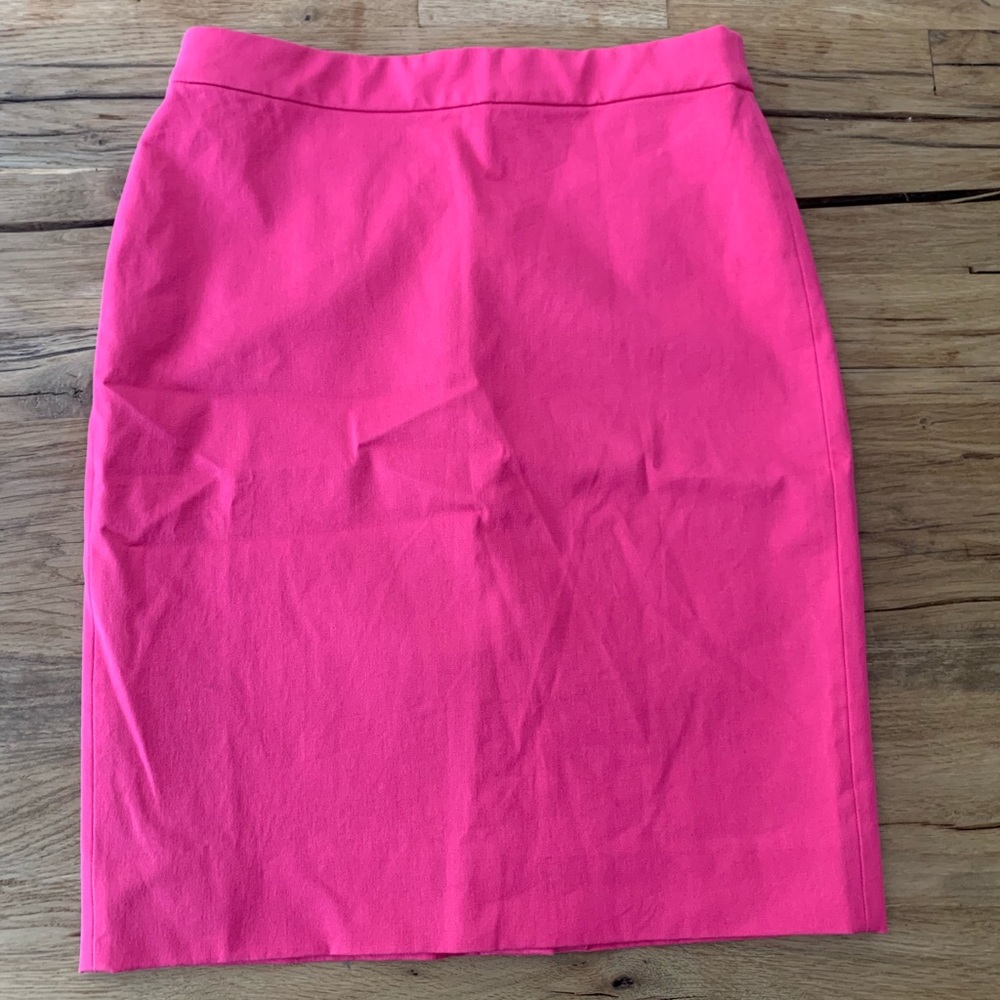 NWT JCrew No 2 pencil skirt. Fuchsia size 0p